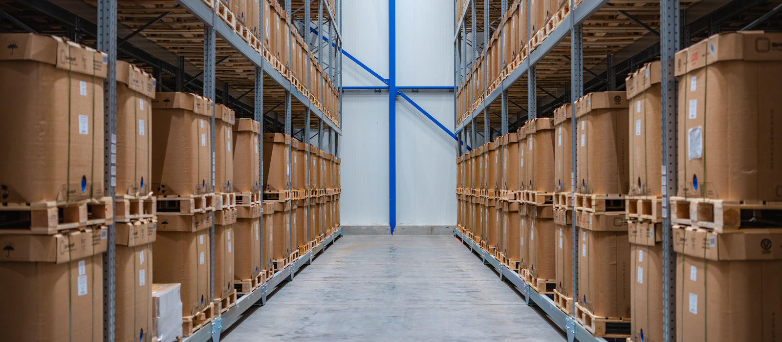 Image inside of cubecold distribution warehouse